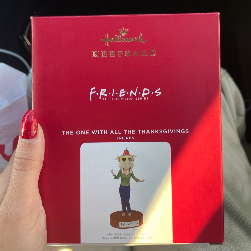 Hallmark 2021 Thanksgiving Friends Ornament